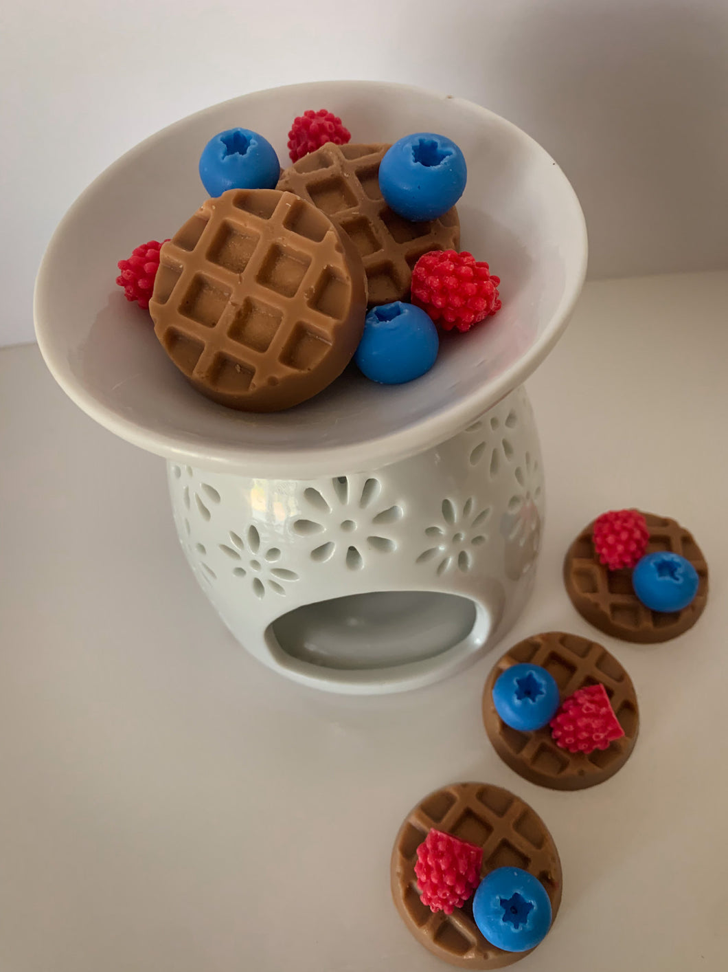 waffle wax melts with blueberries and raspberries 